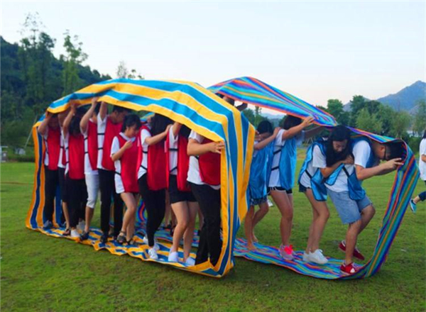 團(tuán)隊(duì)風(fēng)火輪 北京團(tuán)建策劃與拓展活動(dòng)的專(zhuān)業(yè)之選